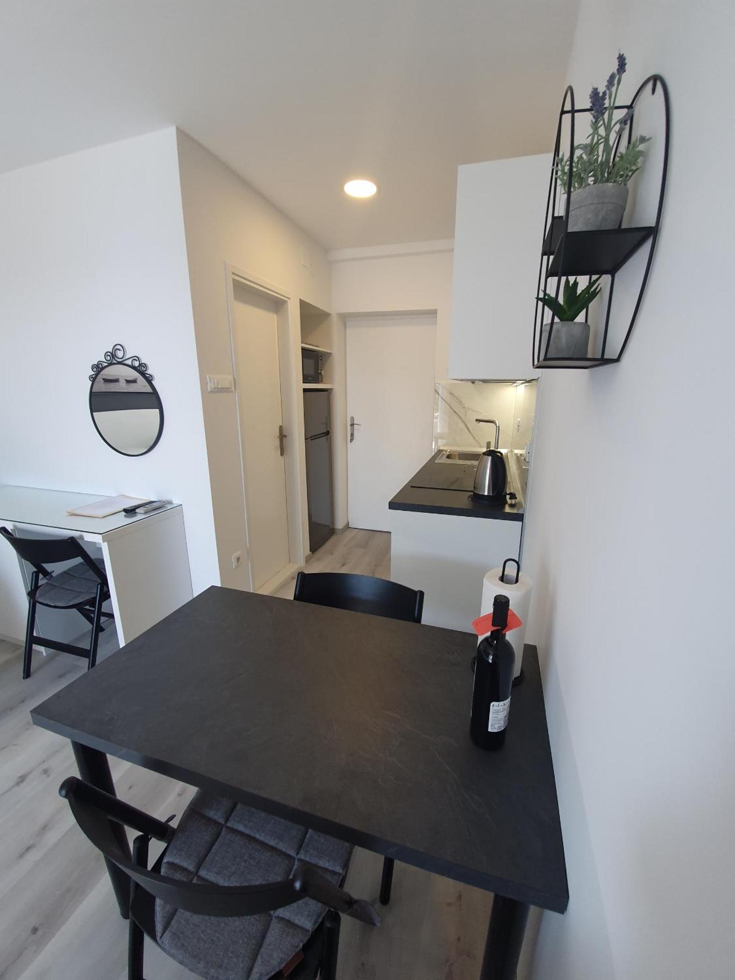 Apartments&rooms by the sea Baska Voda, Makarska - 2578 Rum bild