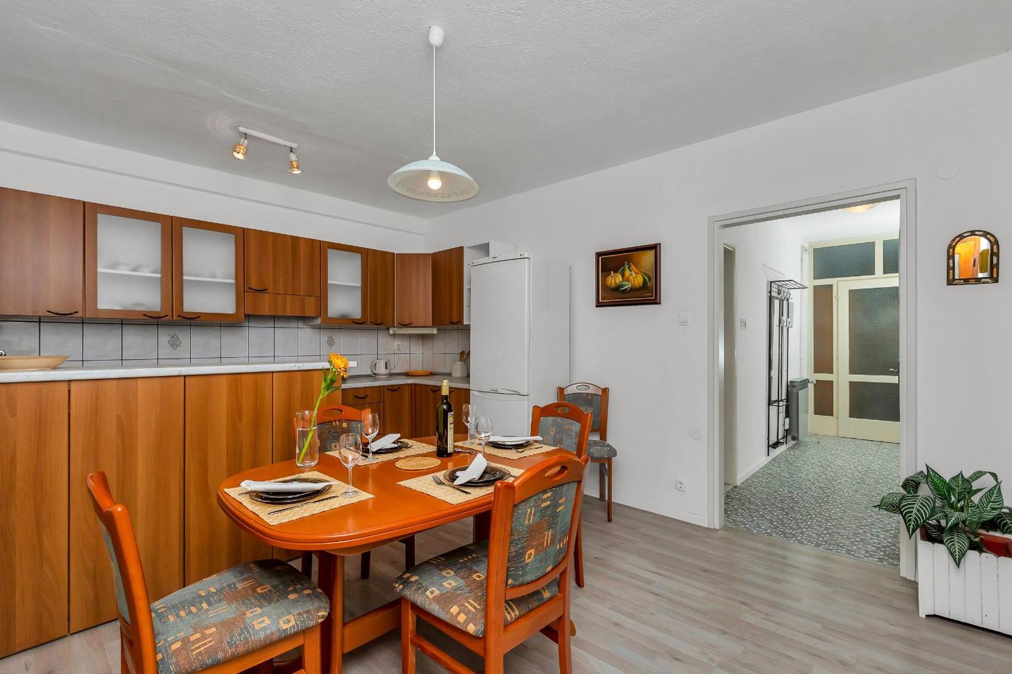 Apartments&rooms by the sea Baska Voda, Makarska - 2578 Rum bild